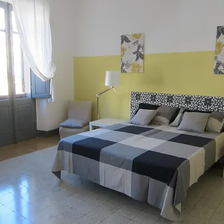 Apartment Vecchia *